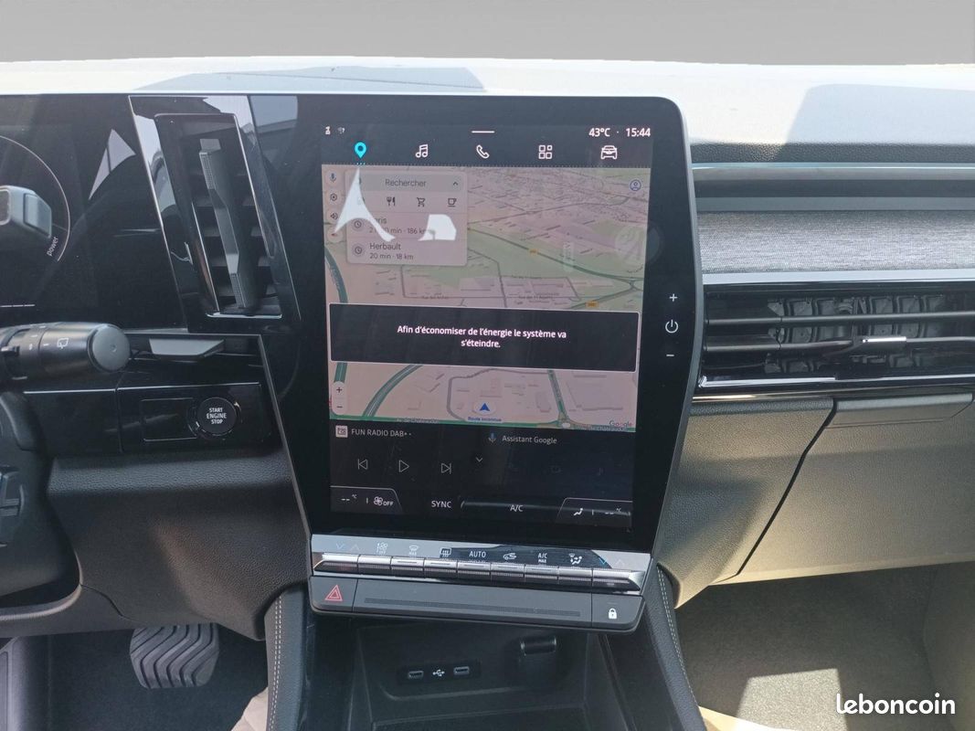 RENAULT Austral E-Tech hybrid 200 Techno (image 11)
