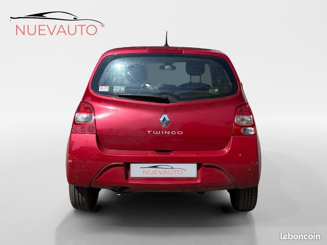 RENAULT TWINGO II 1.5 dCi 65 eco2 Expression (image 13)