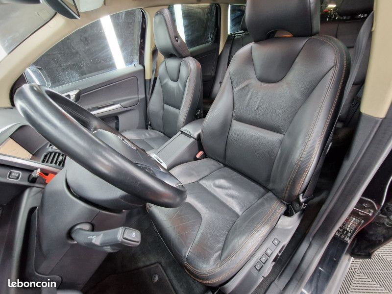 Volvo XC60 D3 136CH SUMMUM * TOIT * BLUETOOTH * XENON * CAMERA * NAVIGATION (image 7)