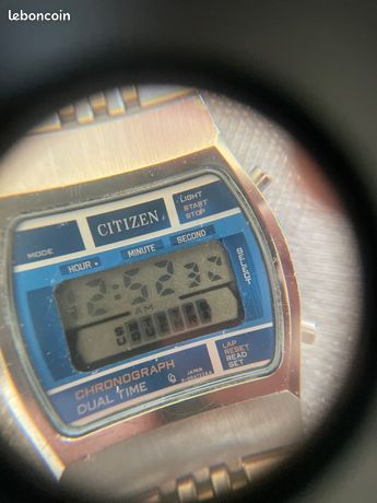 Montre Vintage Sevan à Quartz - Design Unique, Pile à Changer, Occasion