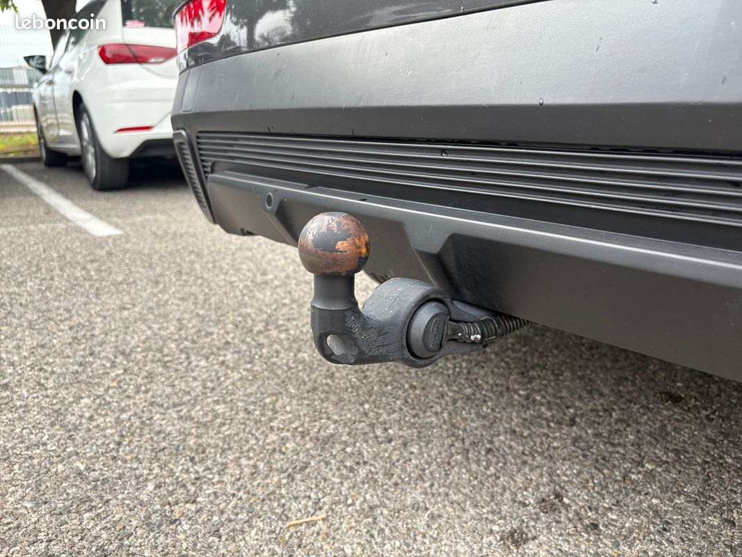 DS DS7 CROSSBACK BUSINESS 130Ch EAT 8 / RADARS AR / GPS / CLIM / CHARGEUR INDUCTION / Garantie 12 mois (image 22)