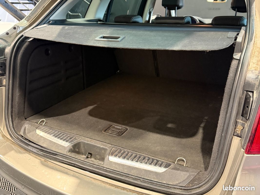 RENAULT LAGUNA ESTATE 2.0 dCi 130 GT 4Control / 3eme MAIN / SUIVI ENTRETIEN COMPLET (image 26)