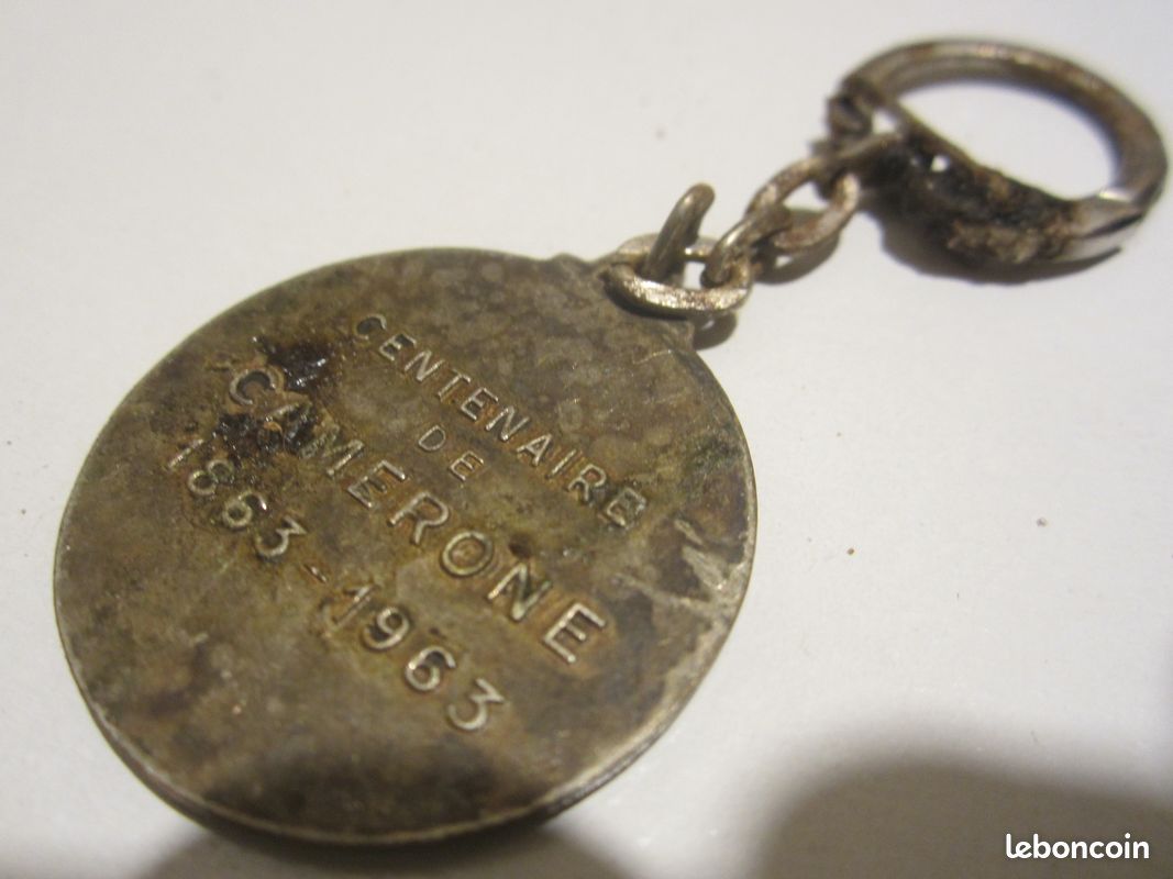 Porte-clés Centenaire de CAMERONE 1863 - 1963 Légion étrangère (image 2)
