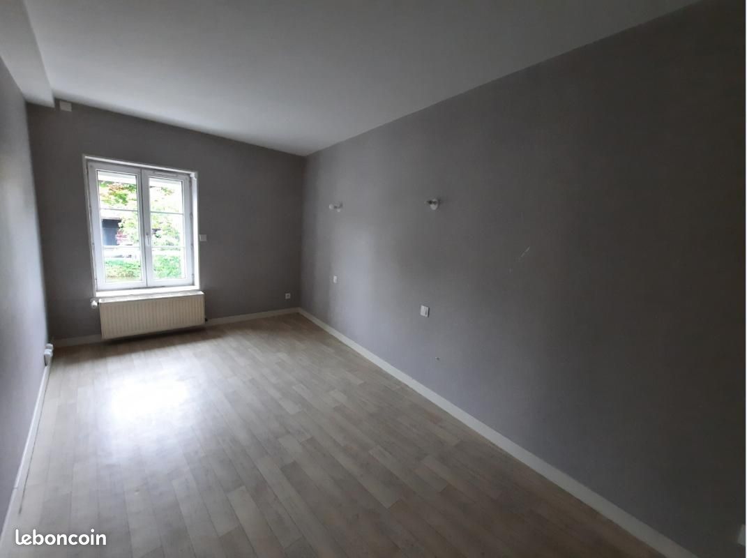 Appartement a louer montceau-les-mines - 4 pièce(s) - 91 m2 - Surfyn