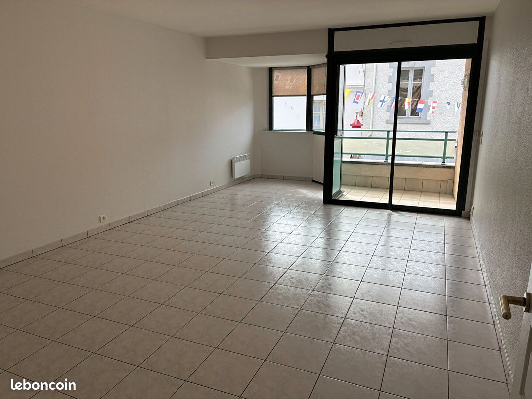Appartement 3 pièces 67 m² · à Saint-Gilles-Croix-de-Vie · 66,5 m² · 900 €/mois