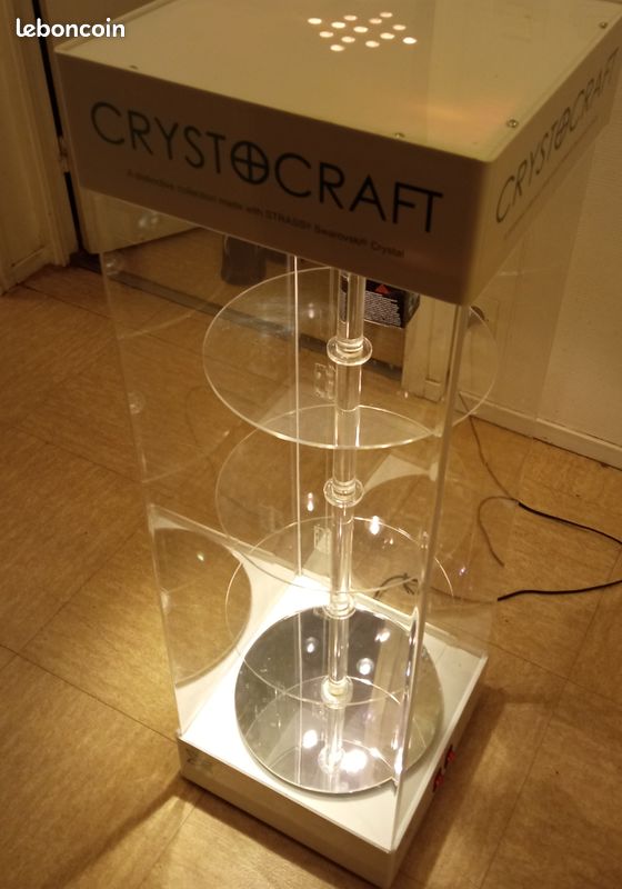 Vitrine rotative avec éclairage en acrylique - 90x28 cm (image 5)