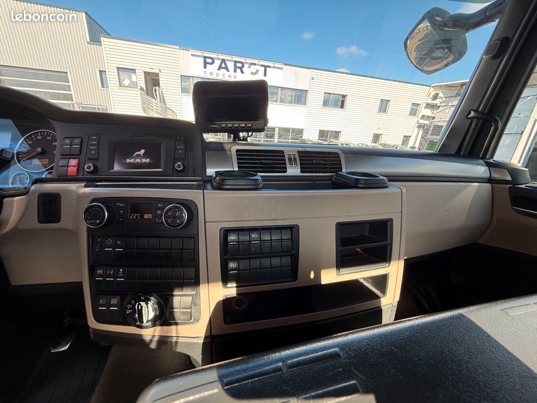 Man tgs 33.500 (image 9)