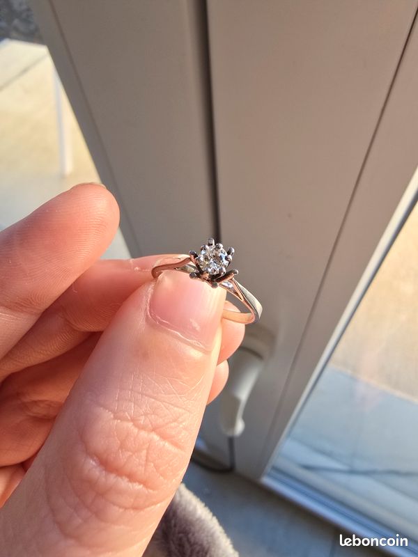 Bague En Or Blanc 18 Carats Avec 5 Diamants - Taille 53/54, Parfait état, Occasion