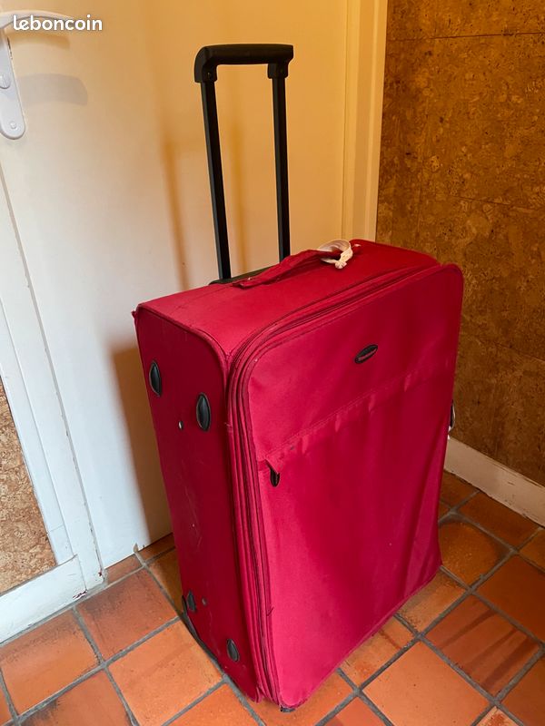 Valise rouge (image 1)