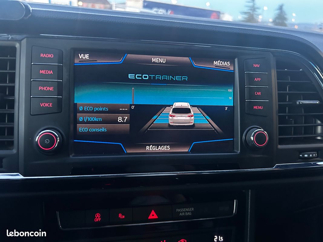 SEAT ATECA FR 1.5 TSI 150 CH / BVA /VIRTUAL COCKPIT/ BEATS/ CARPLAY/ CAMERA 360 /ATTELAGe (image 11)