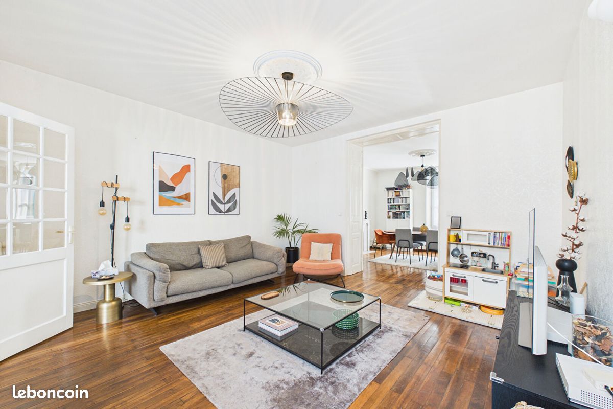 Maison 7 pièces 155 m² · à La Roche-sur-Yon · 155 m² · 428 450 €