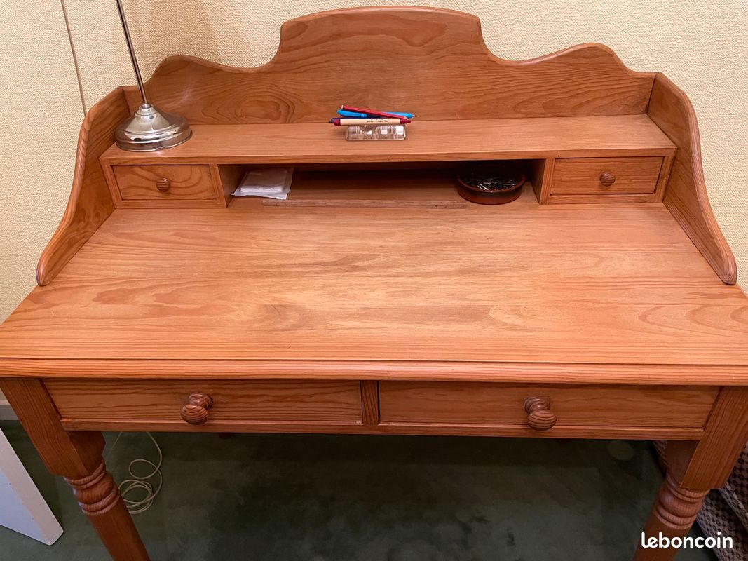 Bureau -secrétaire en pin massif et une idée de relooking (image 1)