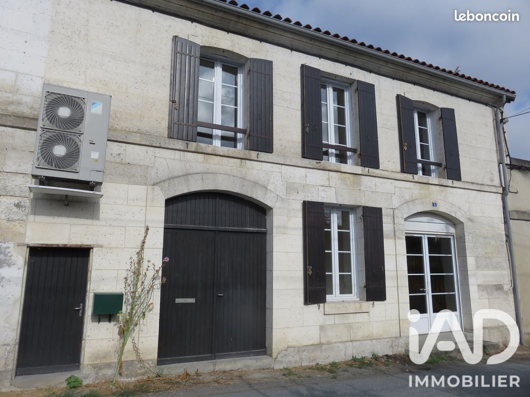 Maison 4 pièces 80 m² · à Chalais · 80 m² · 88 500 €