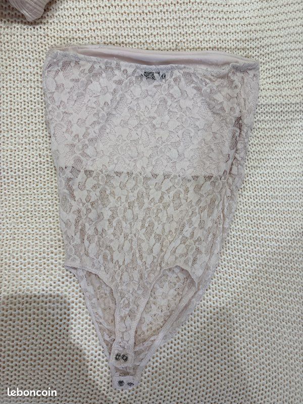 Body dentelle (image 2)
