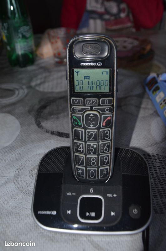 Téléphone fixe sans fil avec répondeur (image 1)