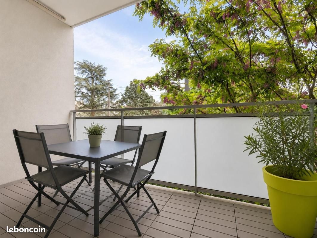 Appartement 3 pièces 53 m² · à Décines-Charpieu · 53 m² · 185 000 €