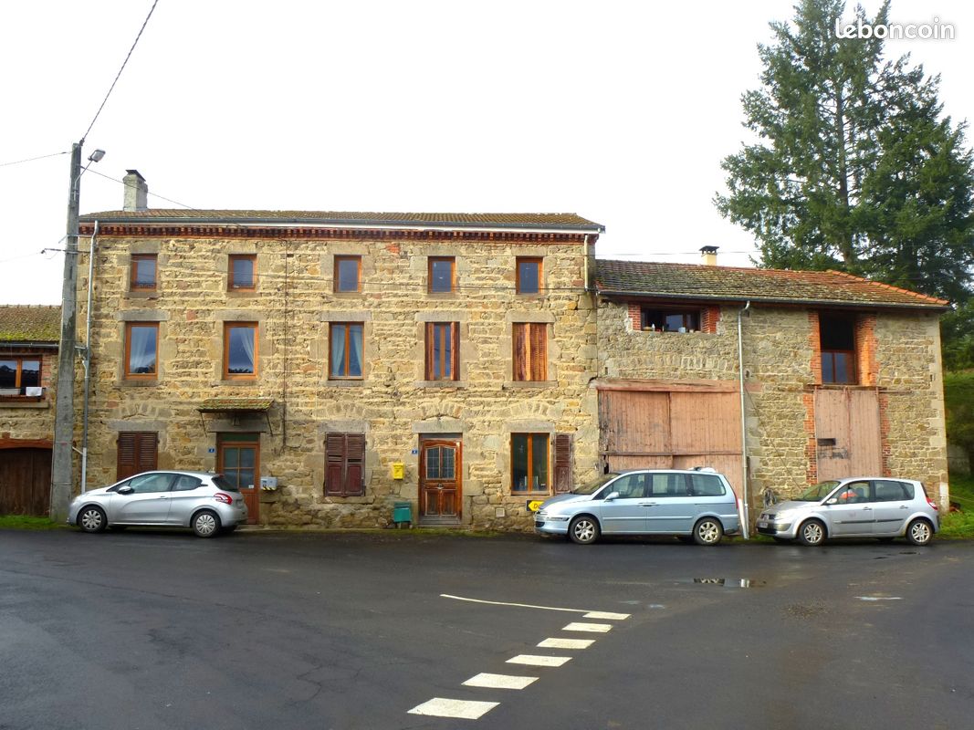 Maison 9 pièces 214 m² · à Saint-Flour-l'Étang · 214 m² · 115 500 €