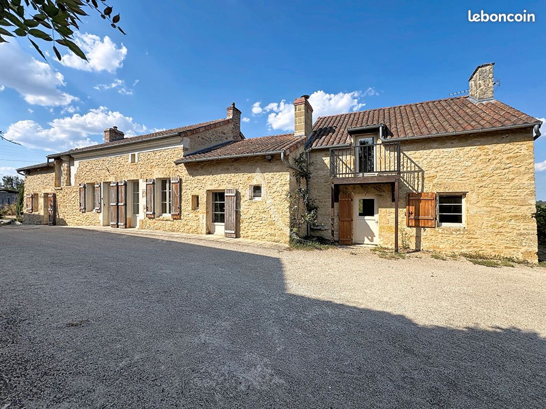 Maison 6 pièces 145 m² · à Terranjou · 145 m² · 237 000 €