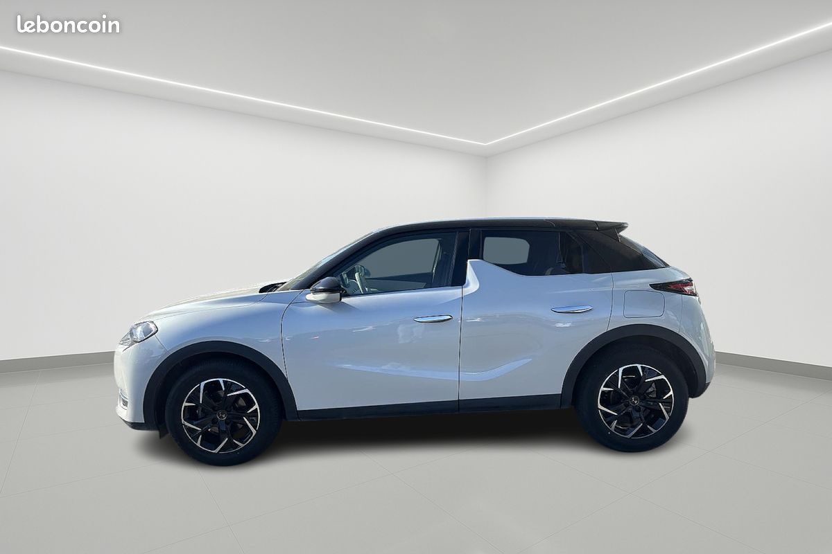 DS DS 3 DS3 Crossback 1.2i PureTech 12V - 100 So Chic (image 4)