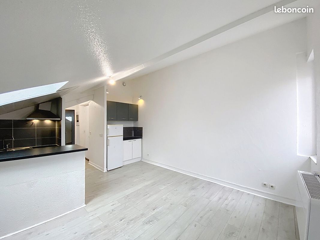 Appartement 2 pièces 25 m² · à Genas · 25 m² · 700 €/mois