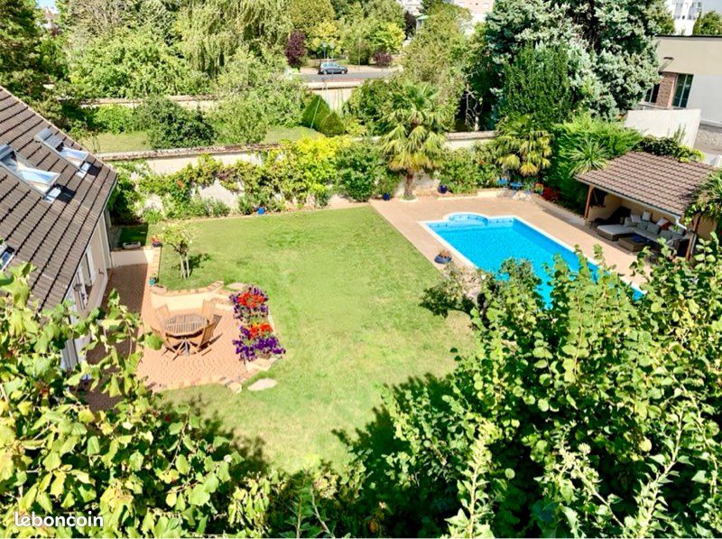 Maison 6 pièces 135 m² · à Saint-Michel-sur-Orge · 135 m² · 495 000 €