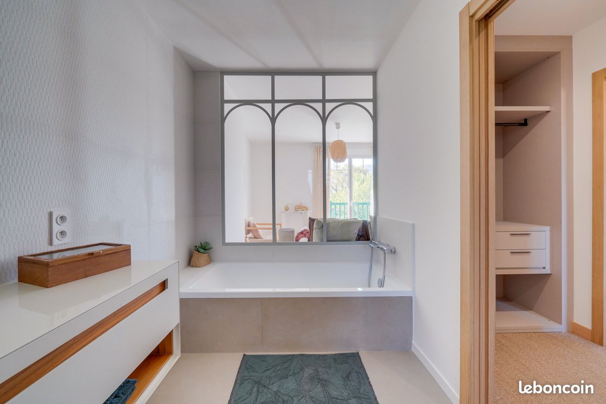 Propriété 9 pièces 330 m² (image 10)