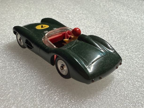 Solido 1/43 – Aston Martin 3L – Série 100 N°3 – Ancienne Collection – Vert