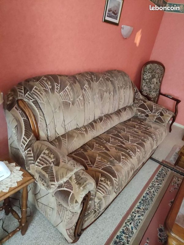 A Vendre canapé beige et 2 gros fauteuils (image 2)
