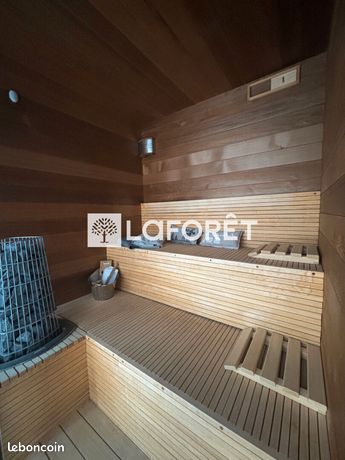 https://img.leboncoin.fr/api/v1/lbcpb1/images/18/ba/05/18ba05045bfeadbf9377d38e5f22c5d62ed4a82c.jpg?rule=ad-image