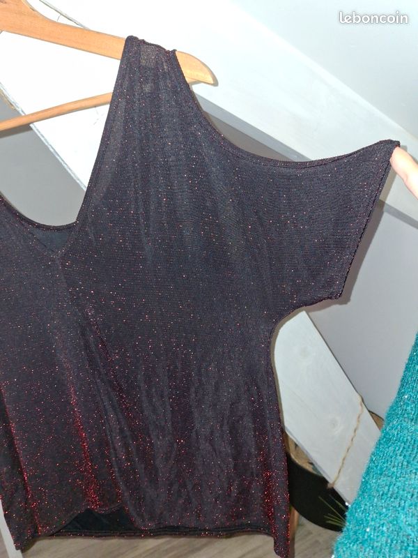 Haut Noir Femme épaules Dénudées - Marque Polly And Esther - Taille XL - Neuf Avec étiquettes