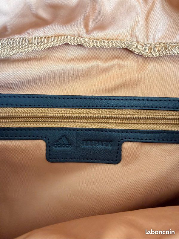 Adidas Ivy Park sac banane oversized (image 7)
