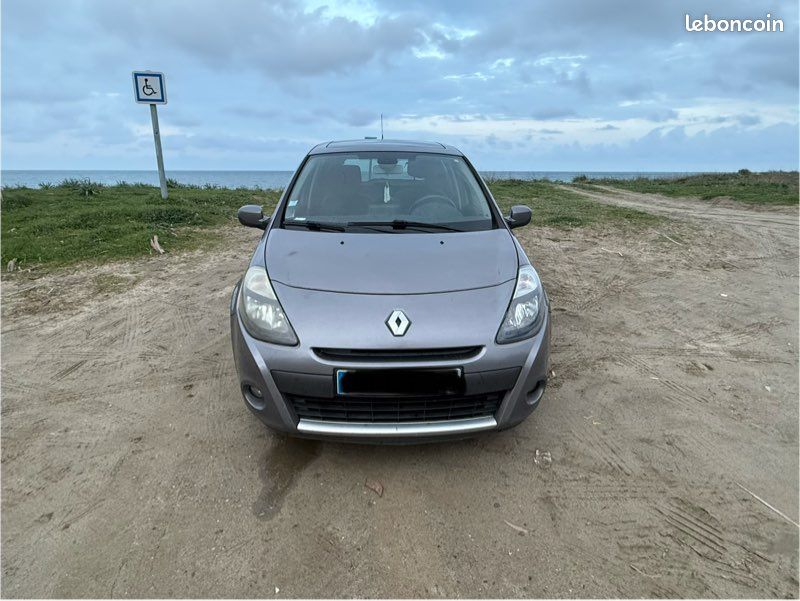 Renault Clio III phase 2 Diesel toit ouvrant (image 3)