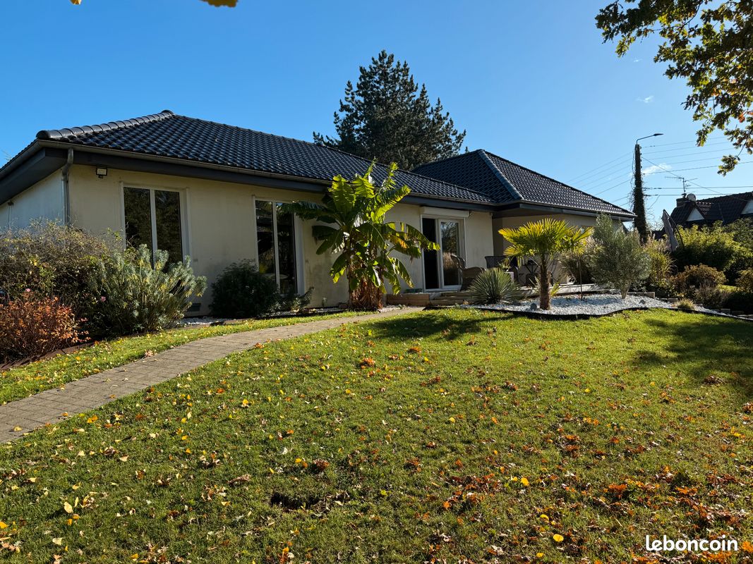 Maison 7 pièces 203 m² · à Bersée · 203 m² · 435 000 €