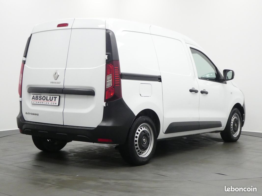 Renault EXPRESS VAN 1.5 BLUE DCI 95CH CONFORT 22 (image 4)