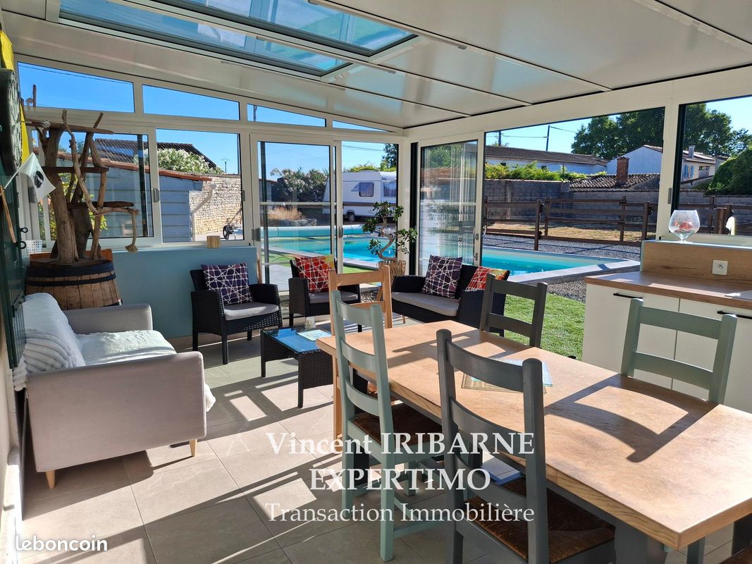 Maison 5 pièces 120 m² · à Saintes · 120 m² · 335 000 €