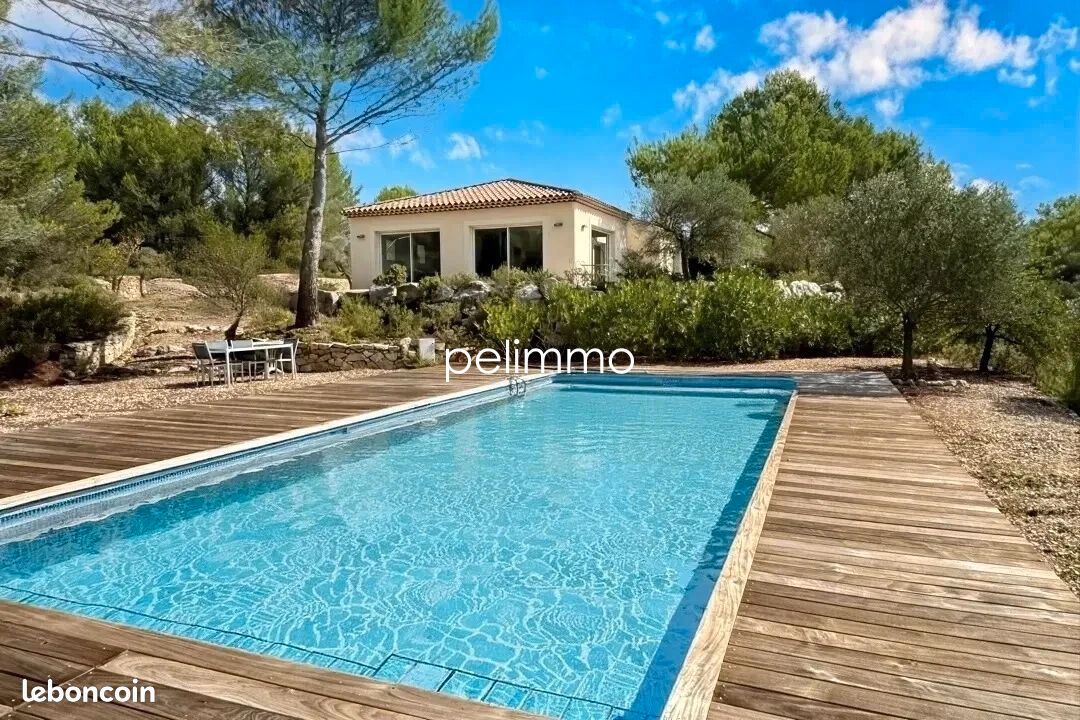 Maison 6 pièces 227 m² · à Lambesc · 227 m² · 1 039 900 €
