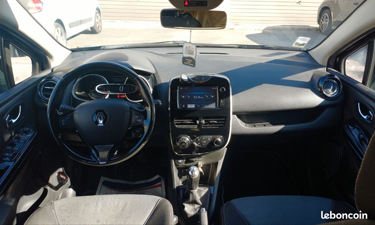 Renault Clio 4 Intense (image 3)
