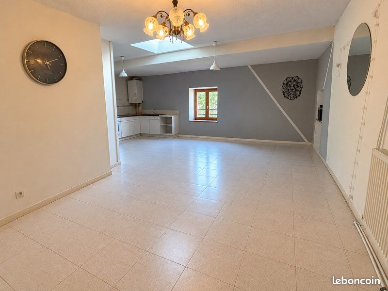 Appartement 2 pièces 50 m² · à Saint-Just-Saint-Rambert · 50 m² · 515 €/mois