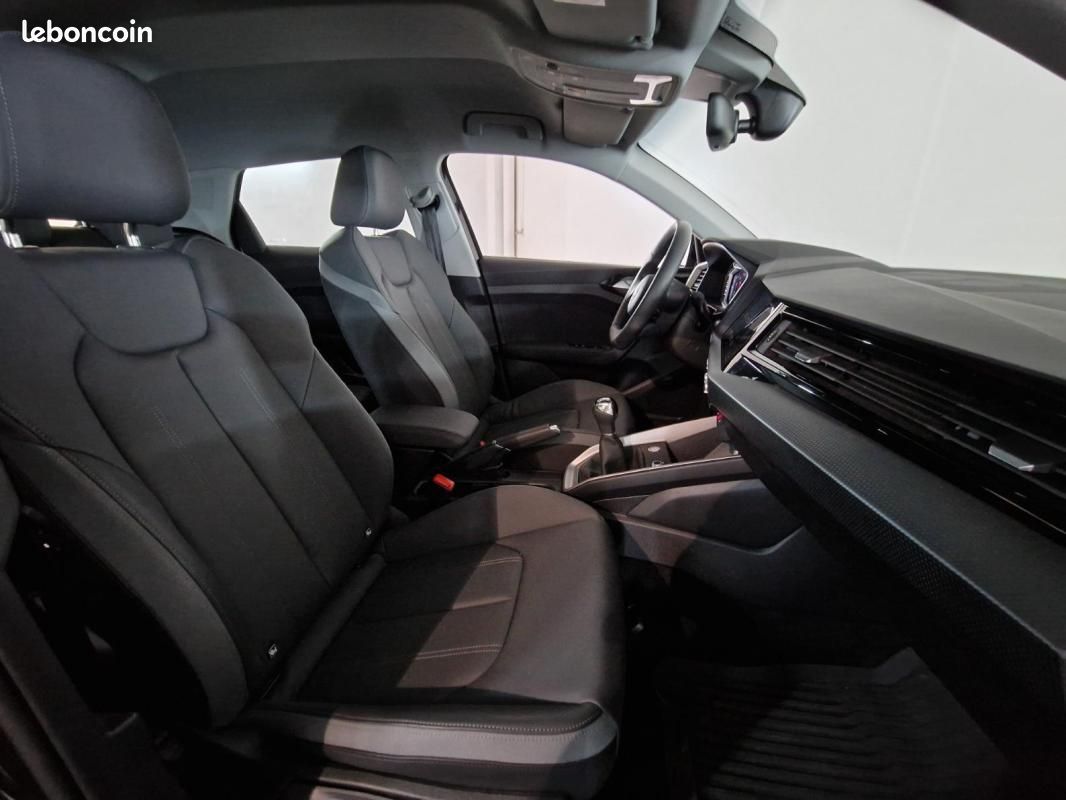 Audi A1 CITYCARVER 30 TFSI 116 ch BVM6 Design Luxe (image 8)