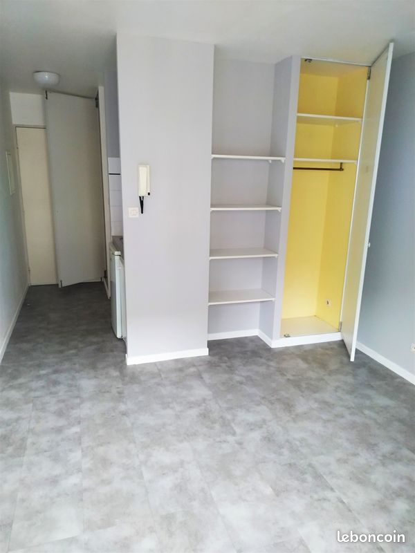 Appartement 1 pièce 18 m² · à Arras · 17,8 m² · 350 €