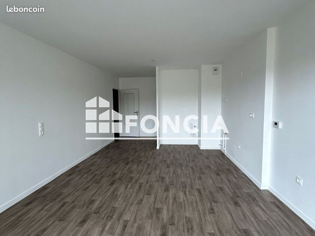 Appartement 3 pièces 68 m² · à Amiens · 68 m² · 890 €