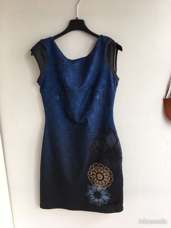 Robe Desigual Taille M (image 1)