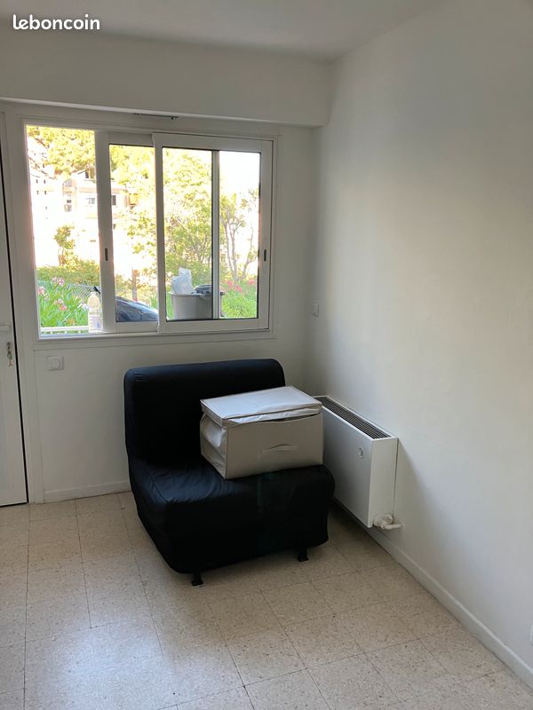 Appartement 1 pièce 13 m² · à Antibes · 13 m² · 490 €