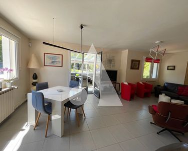Maison 854 000 € - 199 m²