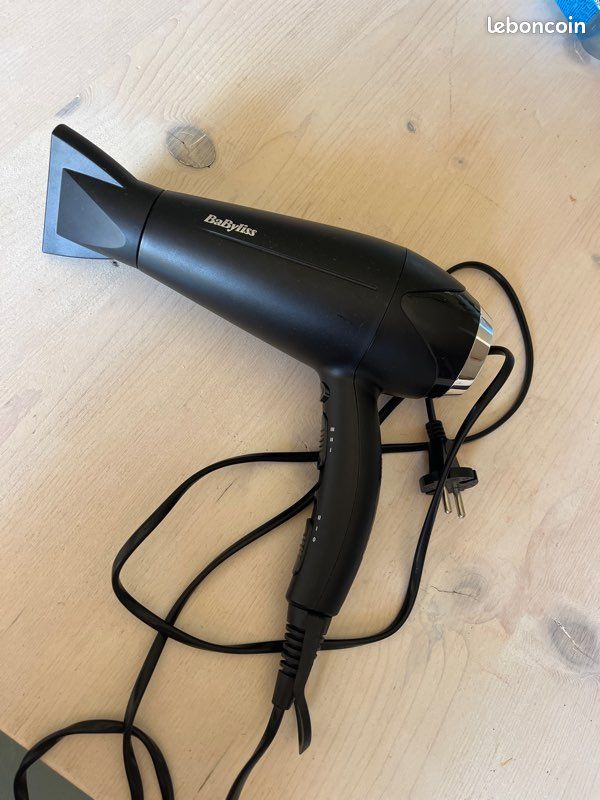 Sèche cheveux babyliss (image 1)