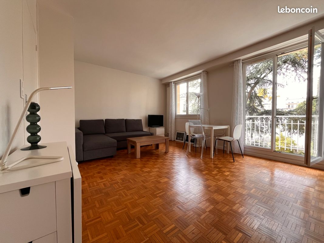 Appartement 1 pièce 31 m² · à Neuilly-sur-Seine · 31 m² · 1 300 €/mois