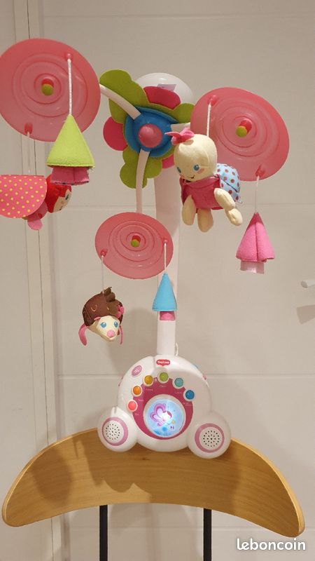 Mobile musical et lumineux (image 1)