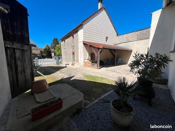 Maison 7 pièces 136 m²