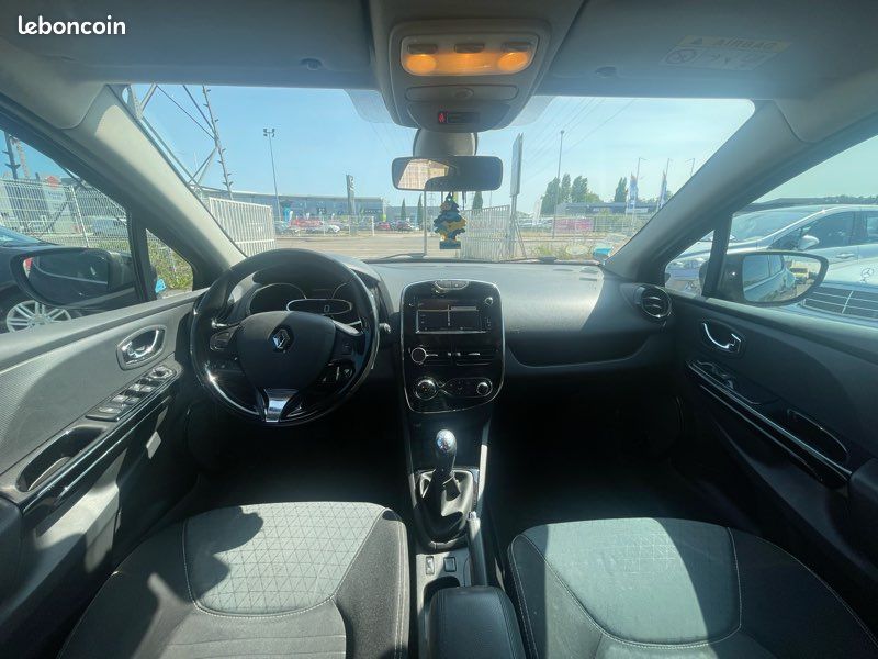 Renault Clio IV 1.5 Dci 90 ch Intens (image 9)