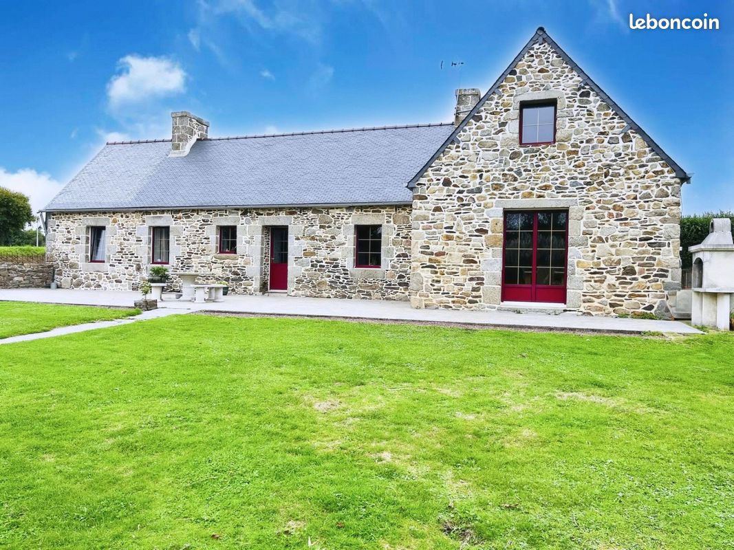 Maison 5 pièces 113 m² · à Bégard · 113 m² · 342 500 €